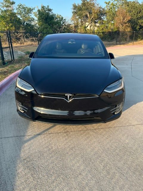 Used 2017 Tesla Model X 75D AWD/4WD image 2
