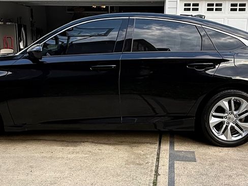 Used 2019 Honda Accord LX image 2