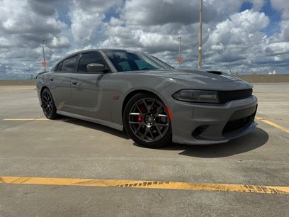 Used 2017 Dodge Charger R/T Scat Pack w/ Technology Group