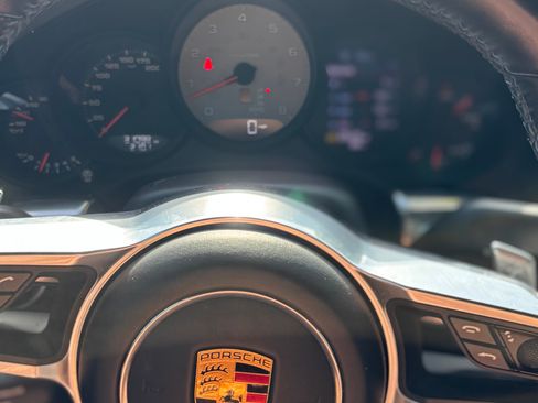Used 2017 Porsche 911 Carrera S RWD image 12