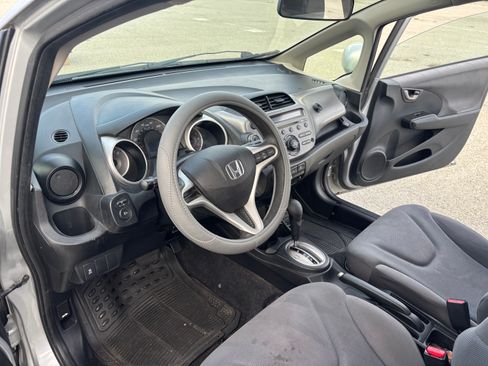 Used 2012 Honda Fit image 9