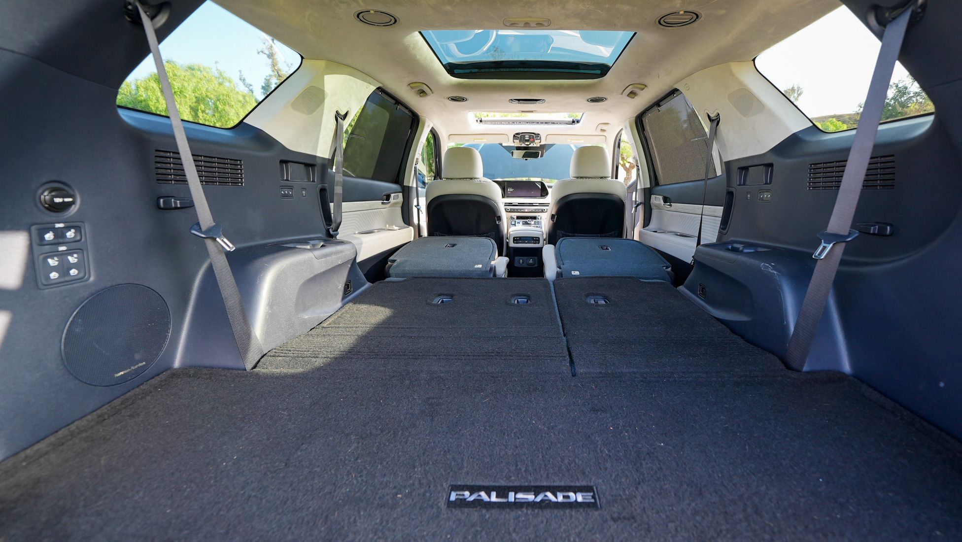 Used 2023 Hyundai Palisade Calligraphy w/ Winter Package AWD/4WD image 17
