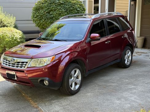Used 2013 Subaru Forester 2.5XT Touring AWD/4WD image 1
