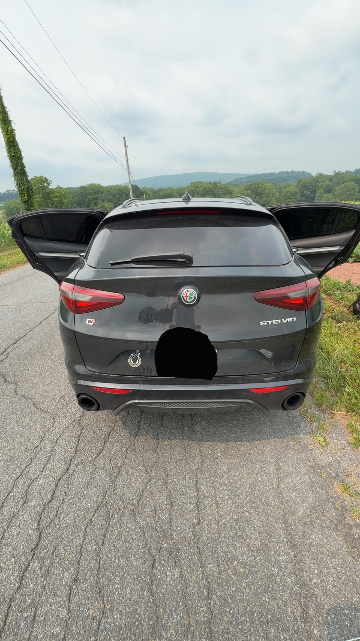 Used 2022 Alfa Romeo Stelvio Veloce AWD/4WD image 14
