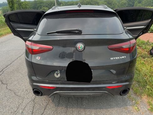 Used 2022 Alfa Romeo Stelvio Veloce AWD/4WD image 14
