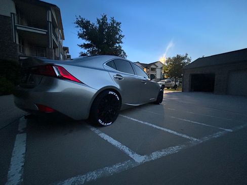 Used 2014 Lexus IS 250 image 4