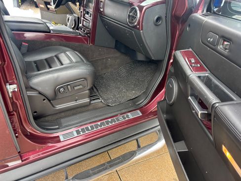 Used 2007 HUMMER H2 image 9