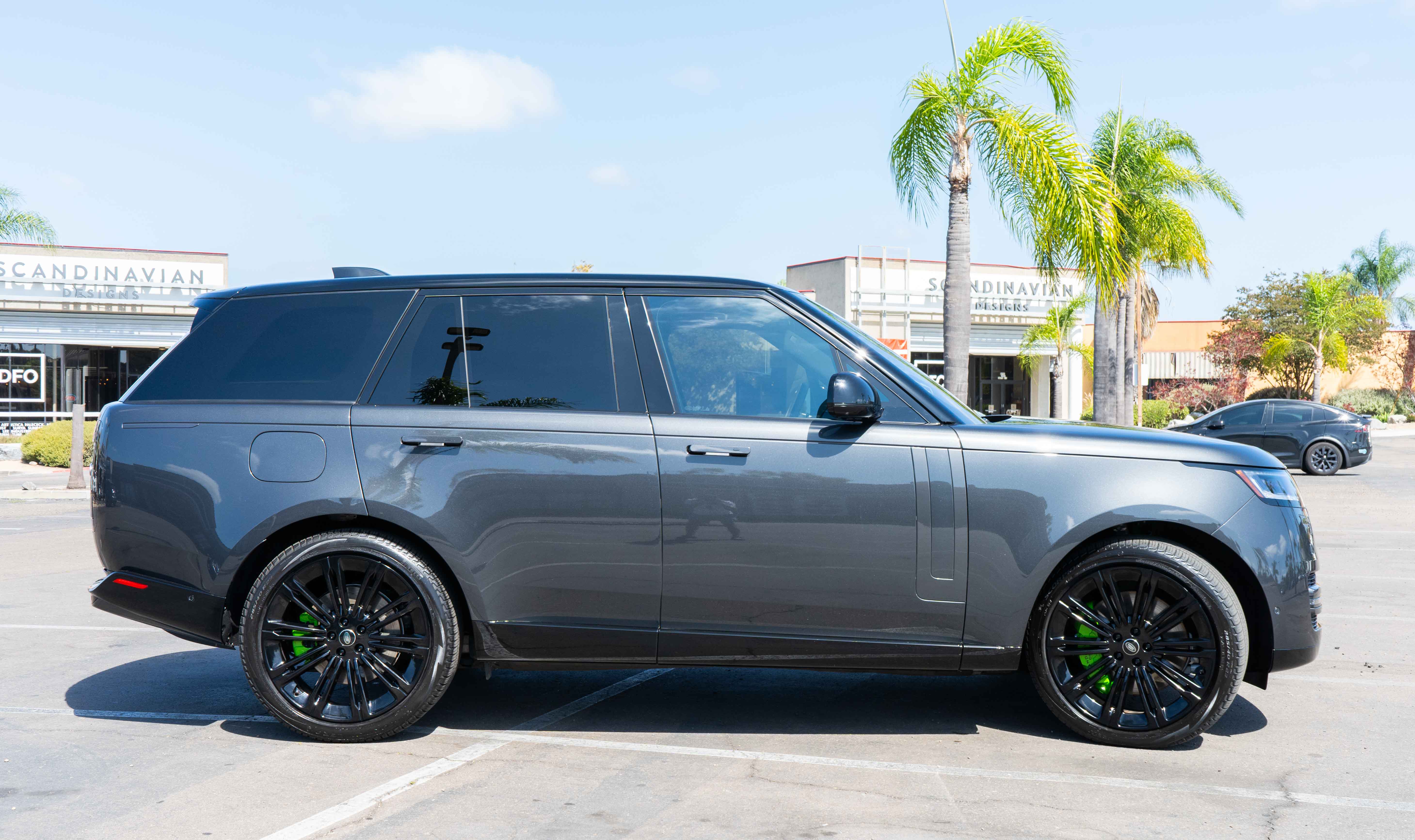 Used 2023 Land Rover Range Rover SE AWD/4WD image 12