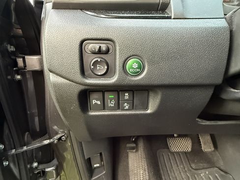Used 2016 Honda Pilot Elite image 5