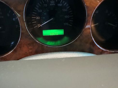 Used 1999 Jaguar XK8 Convertible image 14