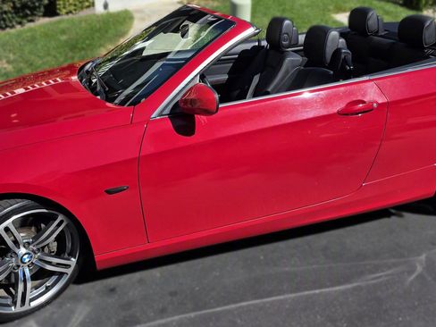 Used 2013 BMW 335i Convertible RWD image 6