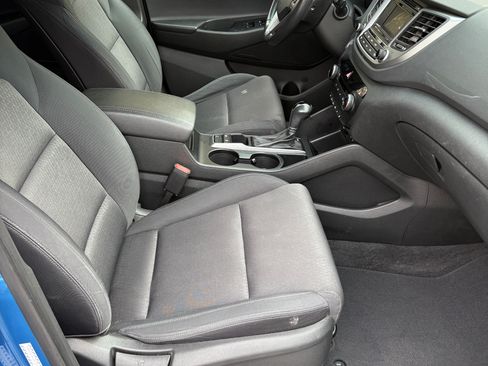 Used 2017 Hyundai Tucson Sport w/ Cargo Package image 16