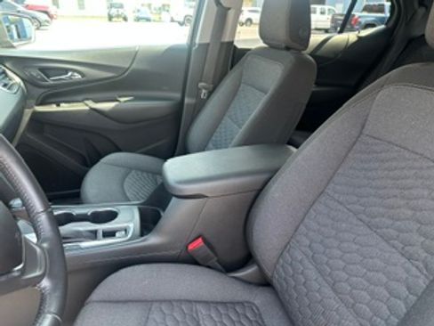 Used 2020 Chevrolet Equinox LT image 6