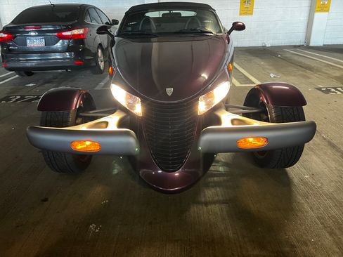 Used 1999 Plymouth Prowler image 11