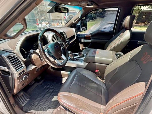 Used 2015 Ford F150 King Ranch w/ Equipment Group 601A Luxury AWD/4WD image 10