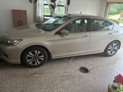 Used 2013 Honda Accord LX image 1