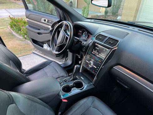 Used 2016 Ford Explorer Sport w/ Equipment Group 401A image 12