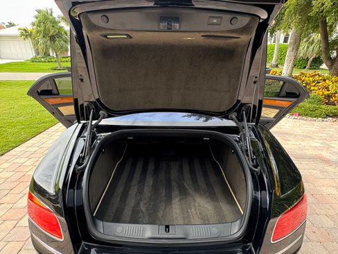 Used 2014 Bentley Flying Spur W12 image 17