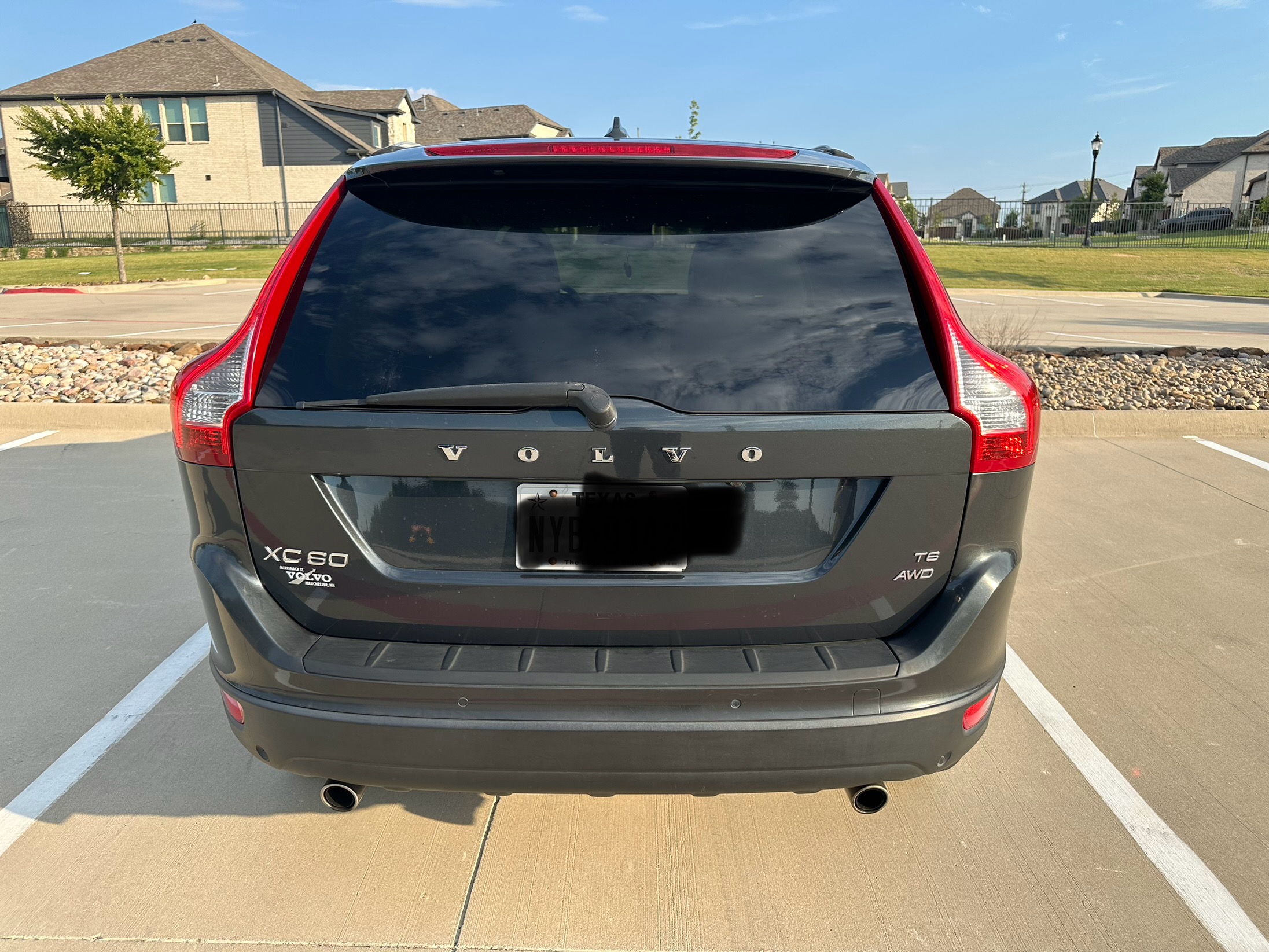 Used 2010 Volvo XC60 T6 R-Design AWD/4WD image 27