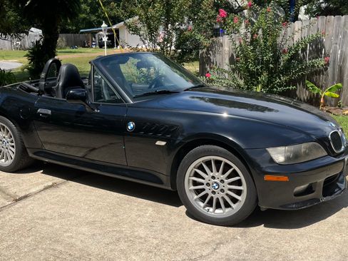 Used 2001 BMW Z3 3.0i RWD image 2
