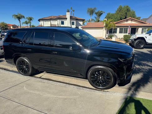 Used 2022 Cadillac Escalade Sport Platinum w/ Heavy-Duty Trailer Package image 5