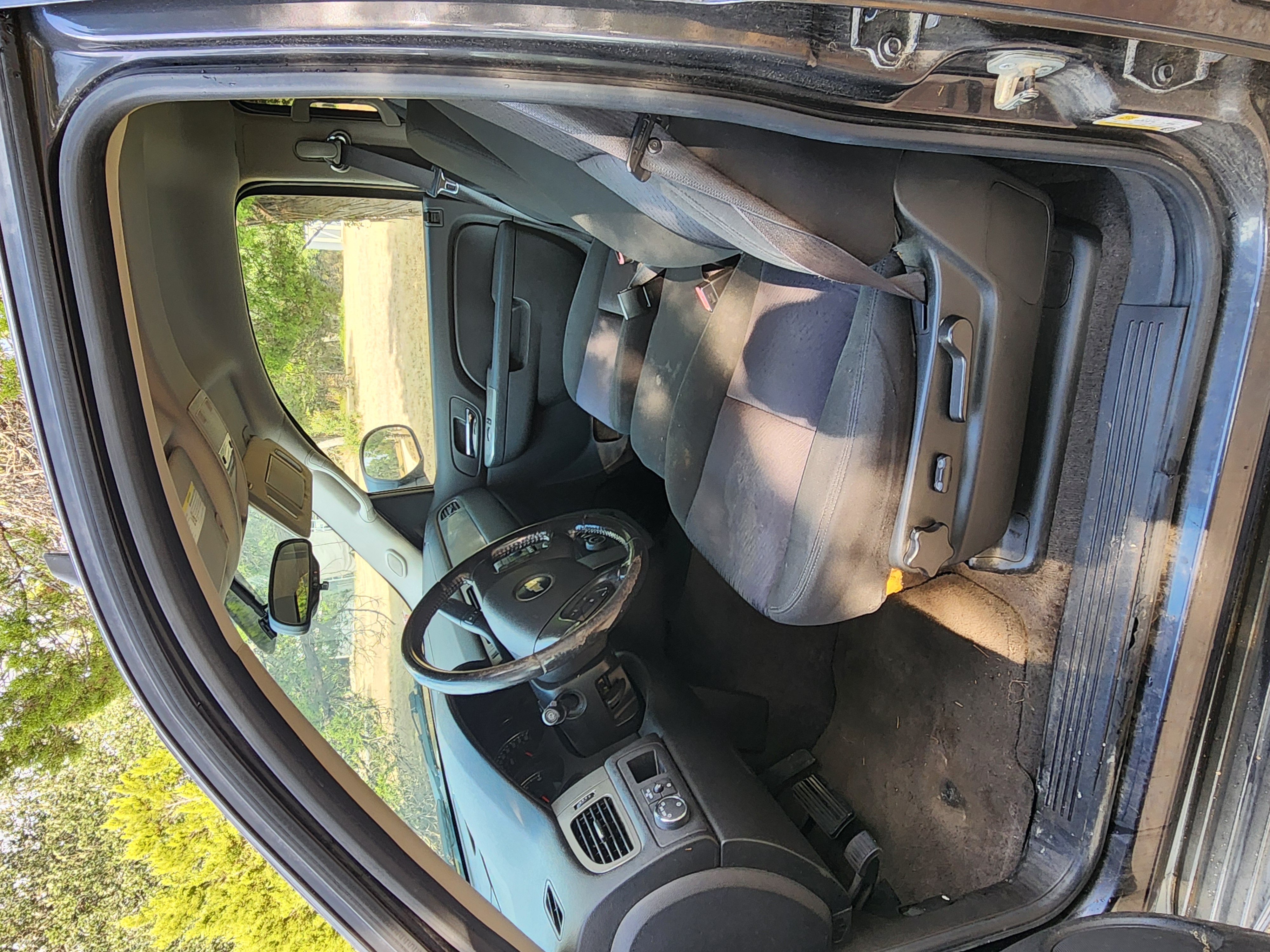 Used 2010 Chevrolet Tahoe LS w/ Exterior Plus Package RWD image 9