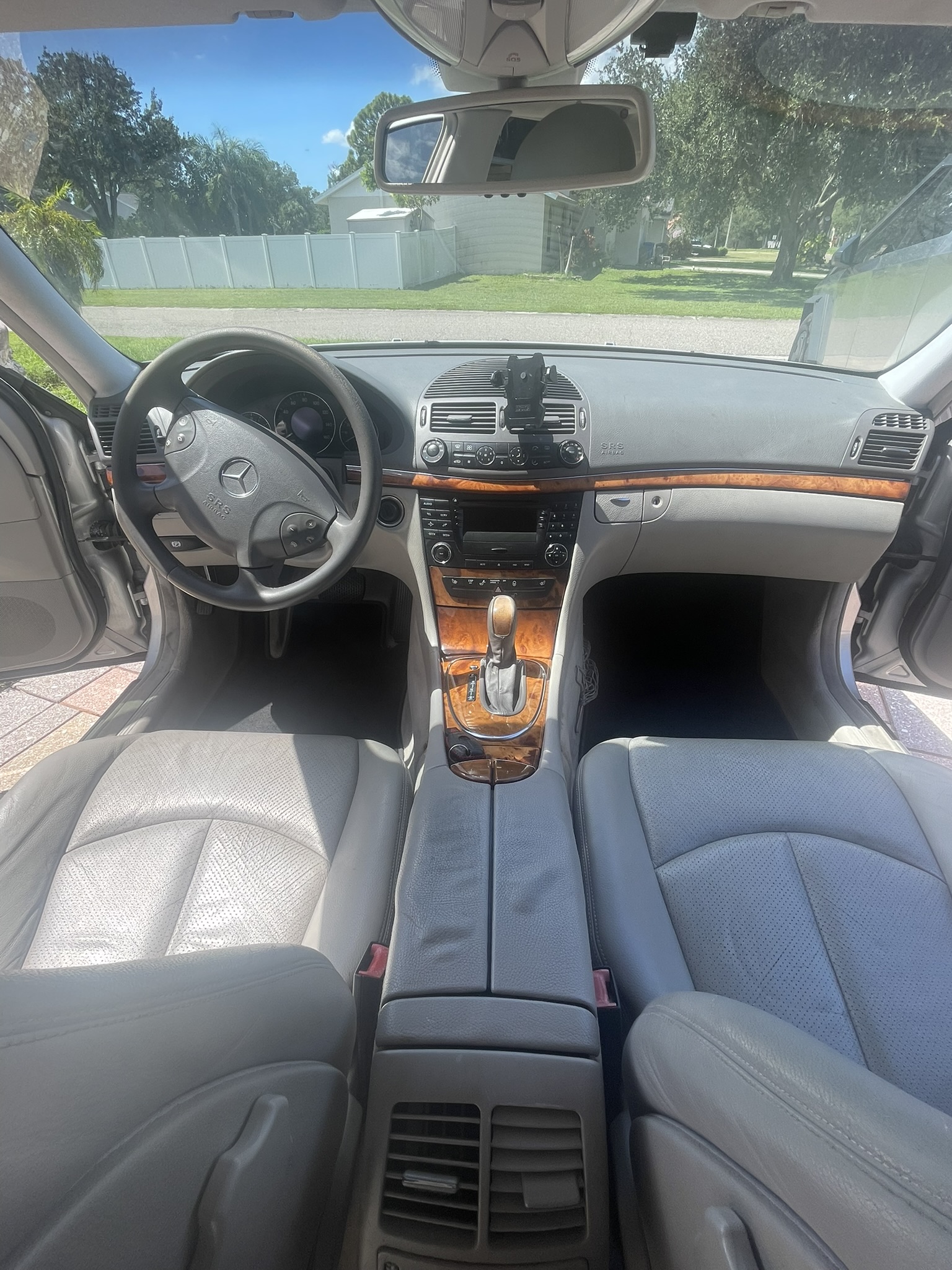 Used 2003 Mercedes-Benz E 320 Sedan image 10