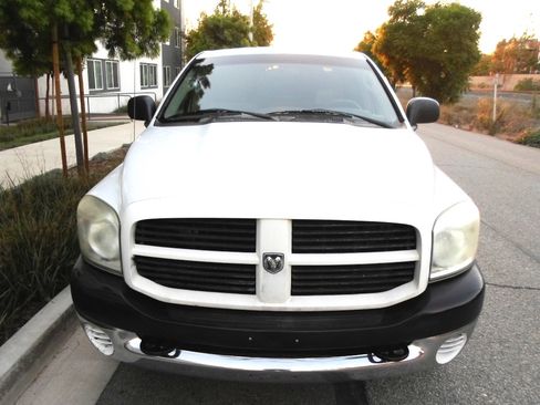 Used 2007 Dodge Ram 2500 Truck ST image 11
