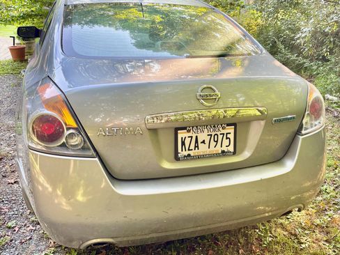 Used 2009 Nissan Altima Hybrid Sedan FWD image 6