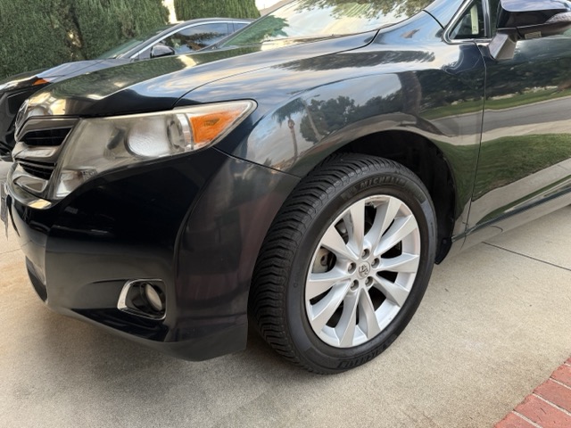 Used 2013 Toyota Venza LE FWD image 12