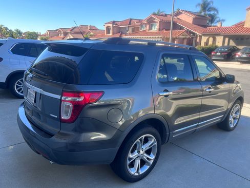 Used 2015 Ford Explorer Limited image 5