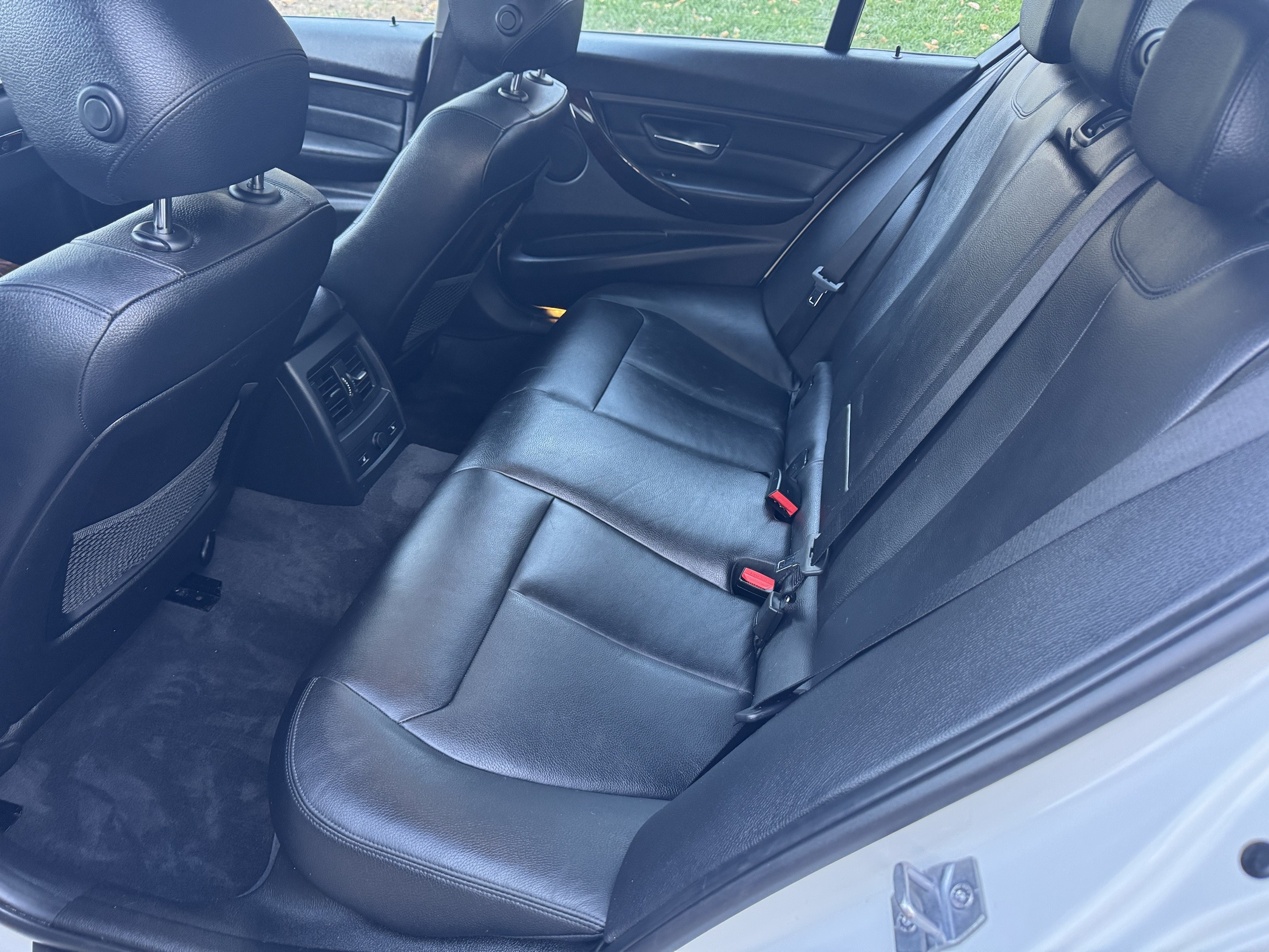 Used 2013 BMW 328i xDrive Sedan AWD/4WD image 9