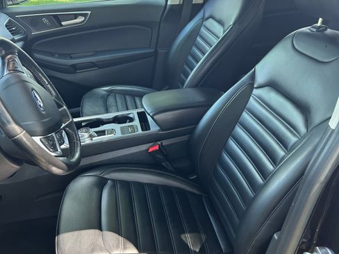 Used 2021 Ford Edge SEL w/ Convenience Package AWD/4WD image 8