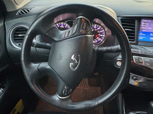 Used 2013 INFINITI JX35 FWD w/ Premium Pkg image 12