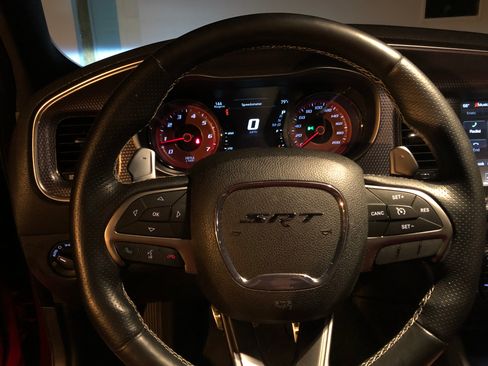 Used 2015 Dodge Charger SRT Hellcat w/ Harman/Kardon Audio Group image 8