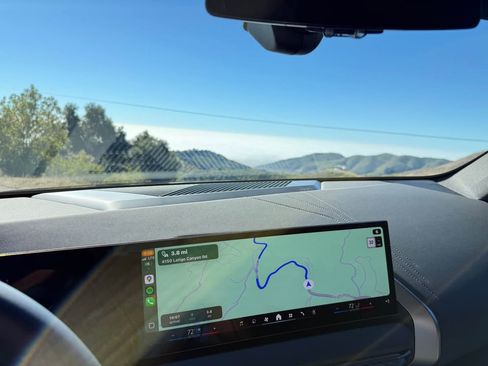 Used 2025 BMW X3 xDrive30i w/ M Sport Package image 6