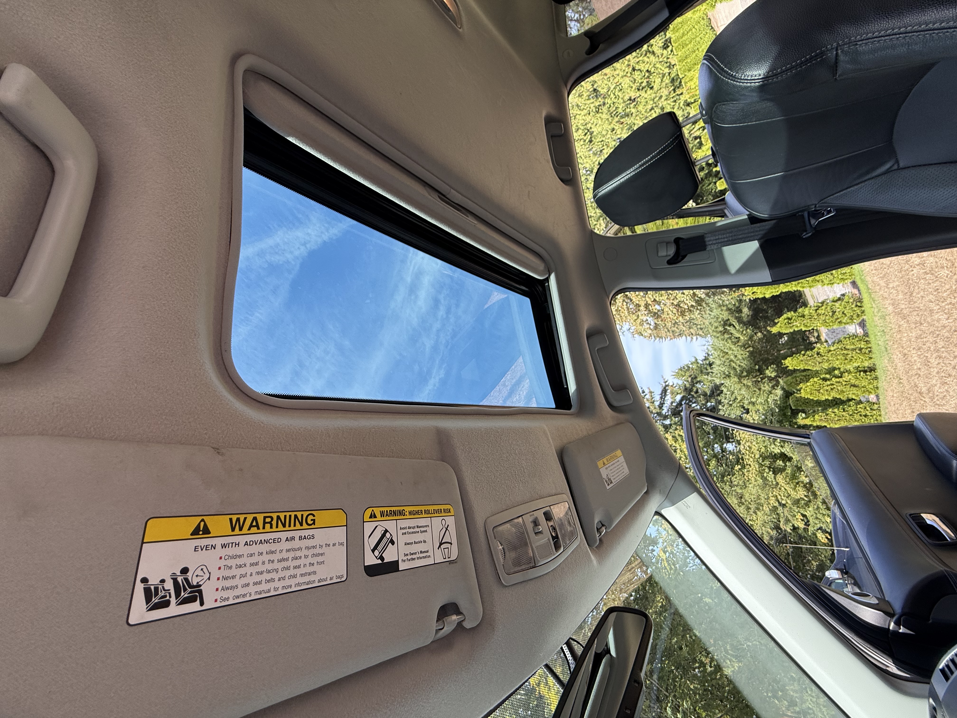 Used 2012 Mitsubishi Outlander GT AWD/4WD image 22