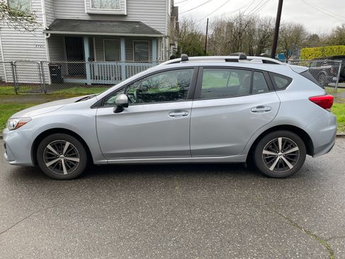 Used 2019 Subaru Impreza 2.0i Premium w/ Eyesight & BSD/Rcta & SRF AWD/4WD image 5