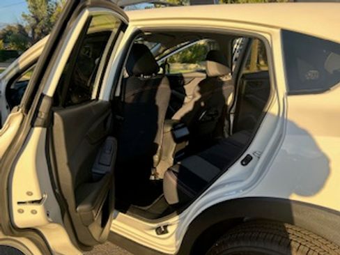 Used 2019 Subaru Crosstrek 2.0i Premium image 9