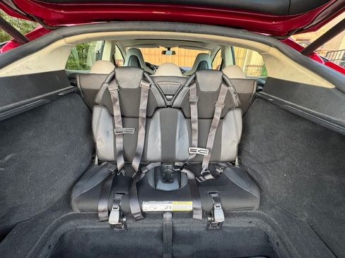 Used 2013 Tesla Model S Performance image 11