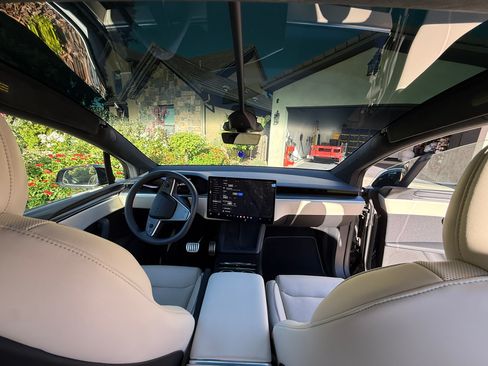 Used 2024 Tesla Model X Plaid AWD/4WD image 12