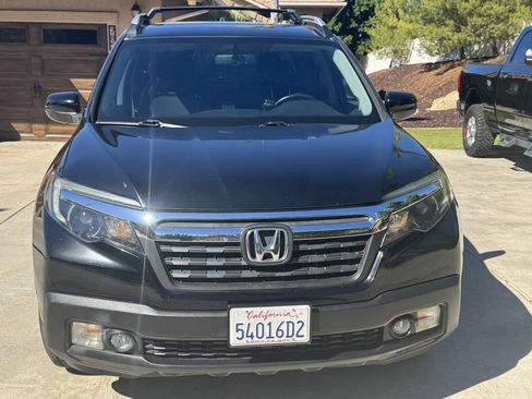 Used 2017 Honda Ridgeline RTL image 2