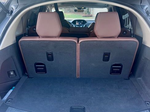 Used 2020 Acura MDX SH-AWD w/Technology Pkg Sport image 15