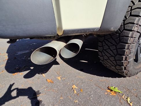 Used 2013 Ford F150 Raptor w/ Luxury Equipment Group image 22