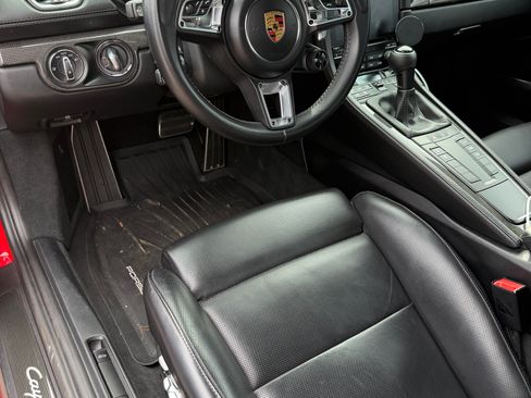 Used 2021 Porsche 718 Cayman GT4 image 6