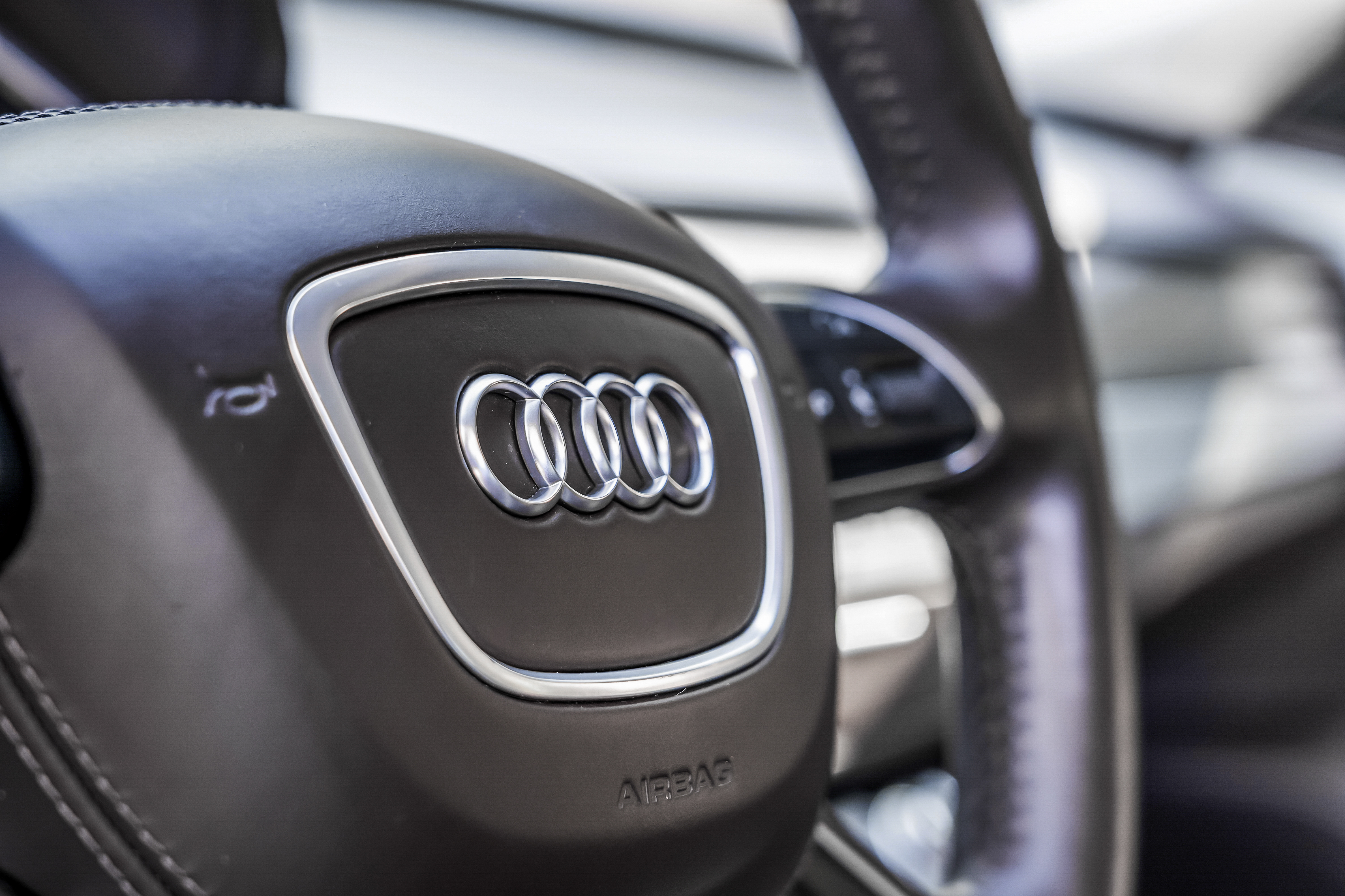 Used 2016 Audi A8 L 4.0T AWD/4WD image 14