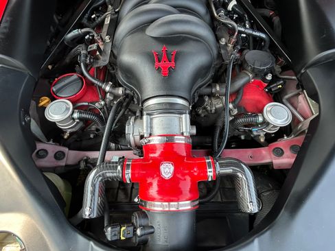 Used 2011 Maserati GranTurismo Convertible image 16