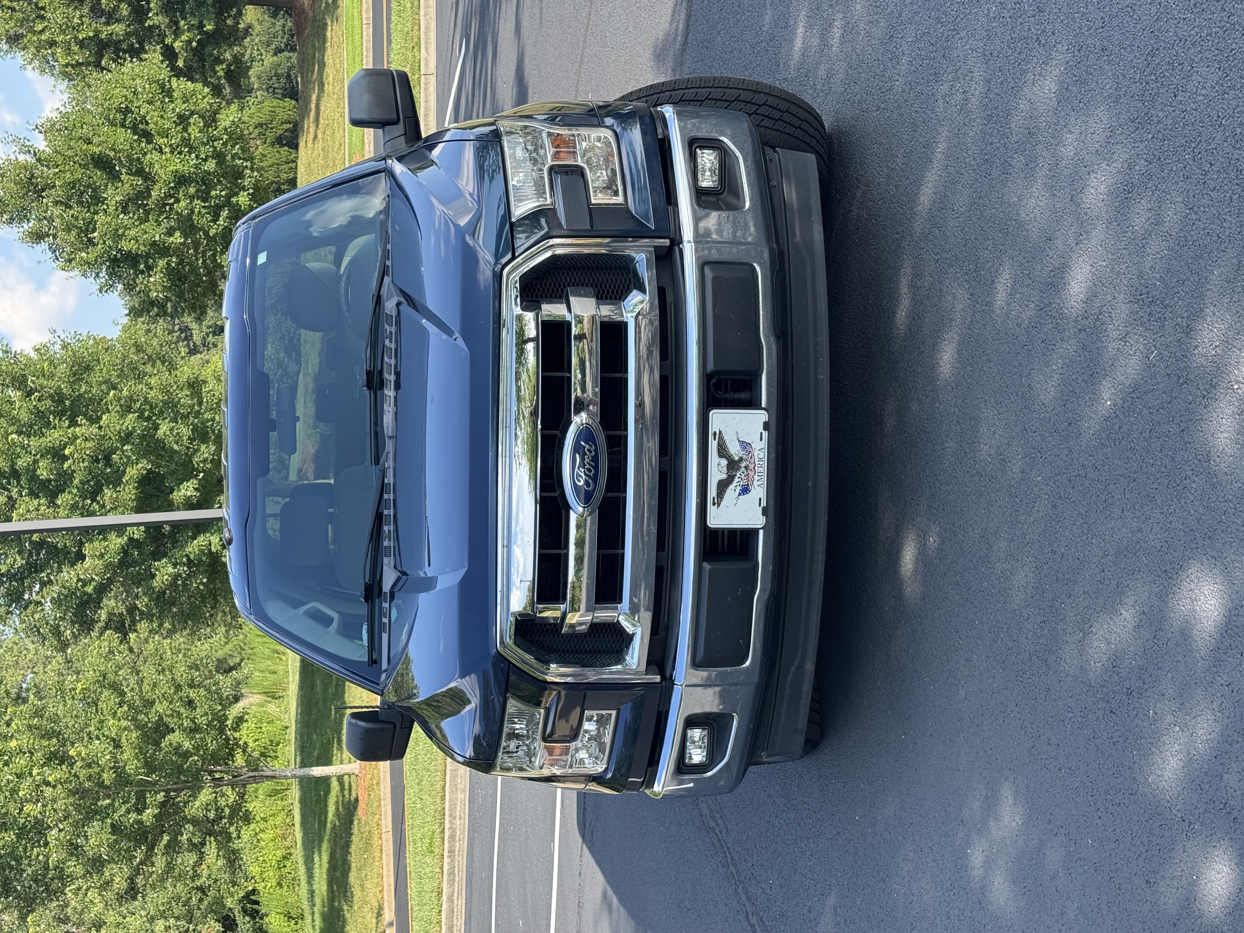 Used 2017 Ford F150 XLT w/ Trailer Tow Package RWD image 2