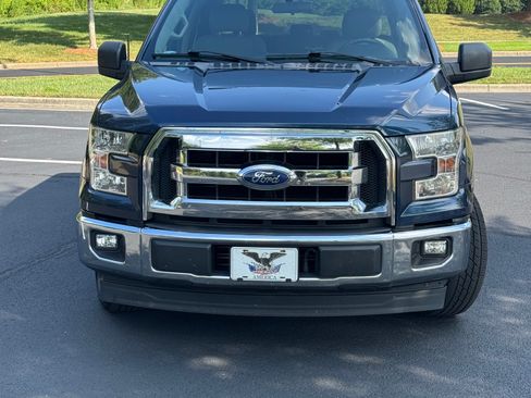 Used 2017 Ford F150 XLT w/ Trailer Tow Package RWD image 2