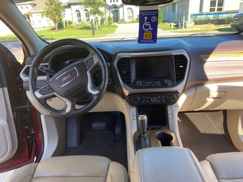 Used 2017 GMC Acadia Denali w/ Technology Package image 18